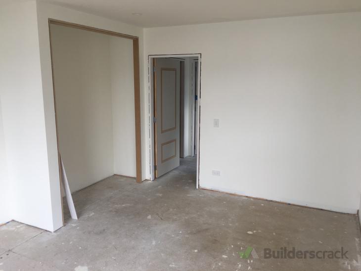 Install skirtings and architraves in 3 rooms and 1 walk-in wardrobe ...