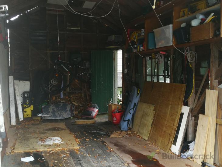 Garage repair/rebuild ( 619972) Builderscrack