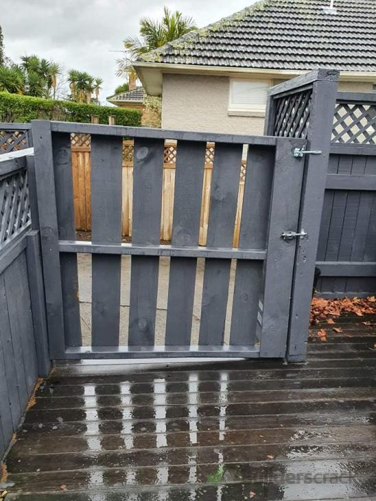composite deck gate