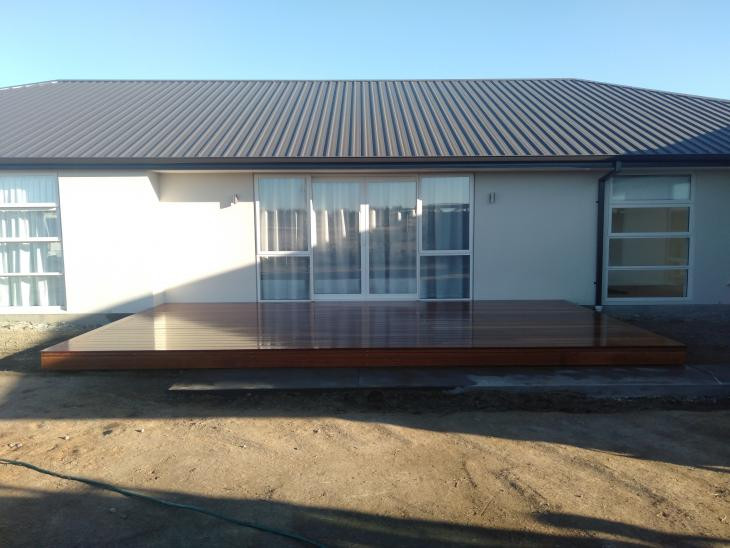 Kwila decks Builderscrack