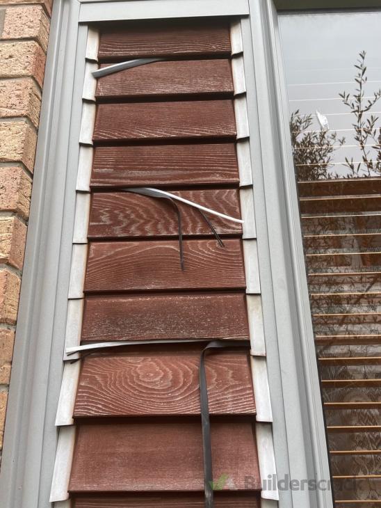 Repair wooden louvre windows ( 639426) Builderscrack