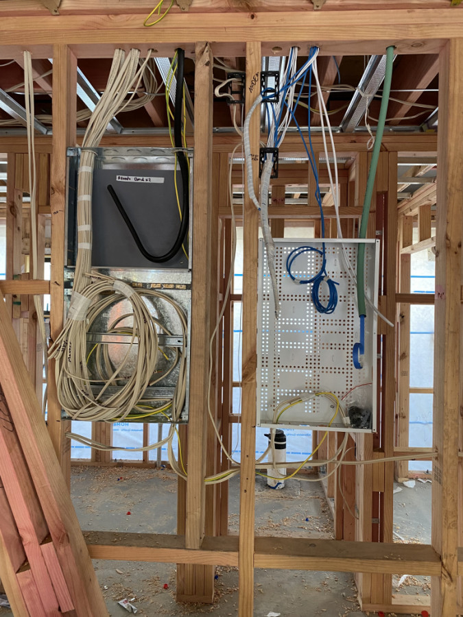 New build homes with all the trimmings, smart alarm, Cctv, electric gate, etc