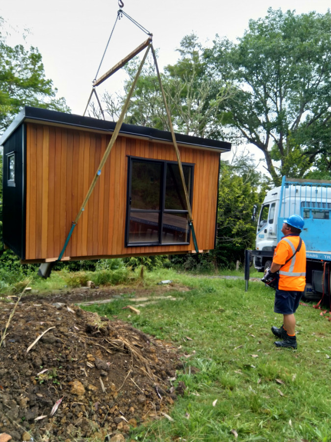 Transportable cabins and construction