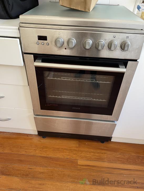 Connecting a gas hob and oven ( 737176) Builderscrack
