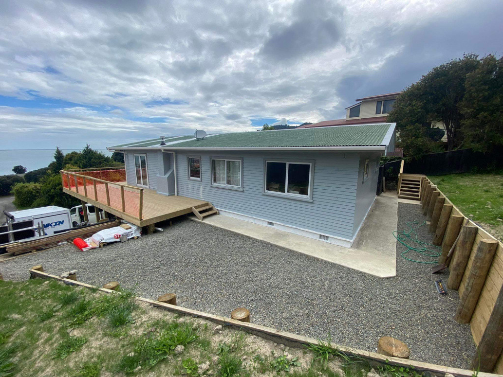 Atawhai reno retaining wall and deck