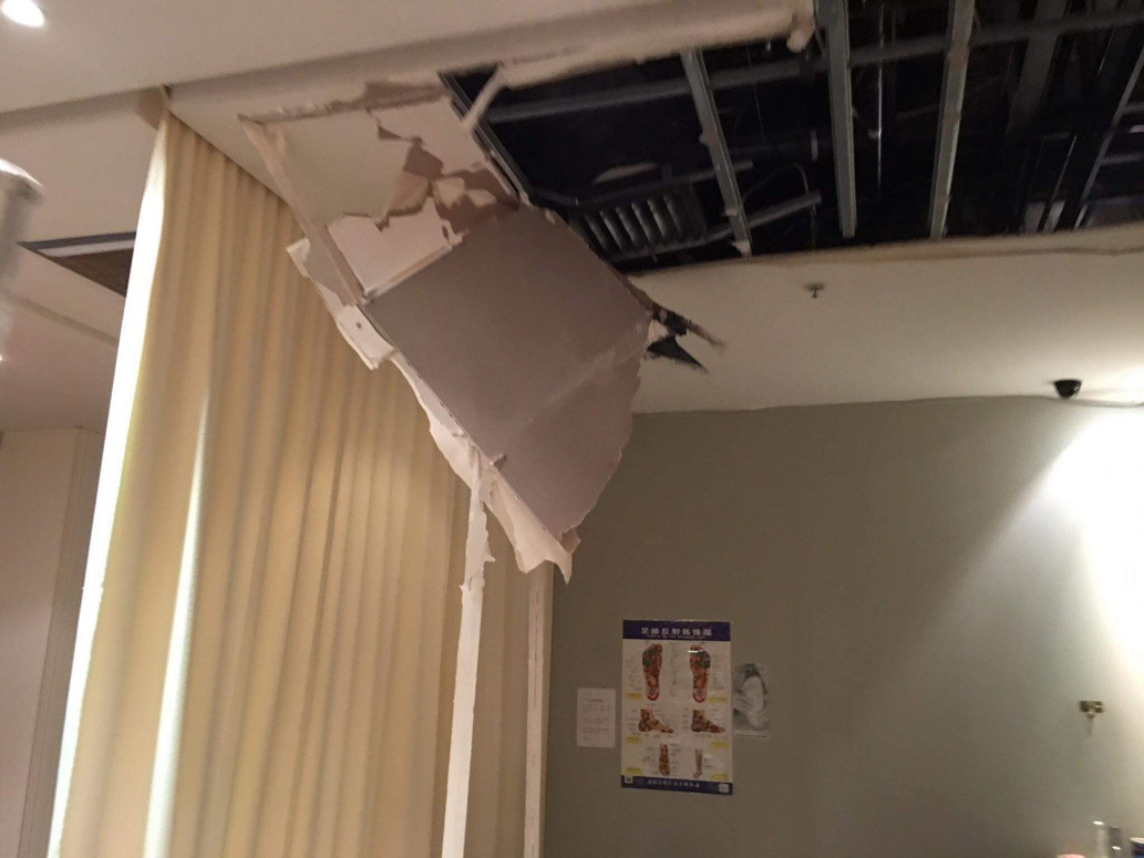 Remedy earthquake damaged ceiling