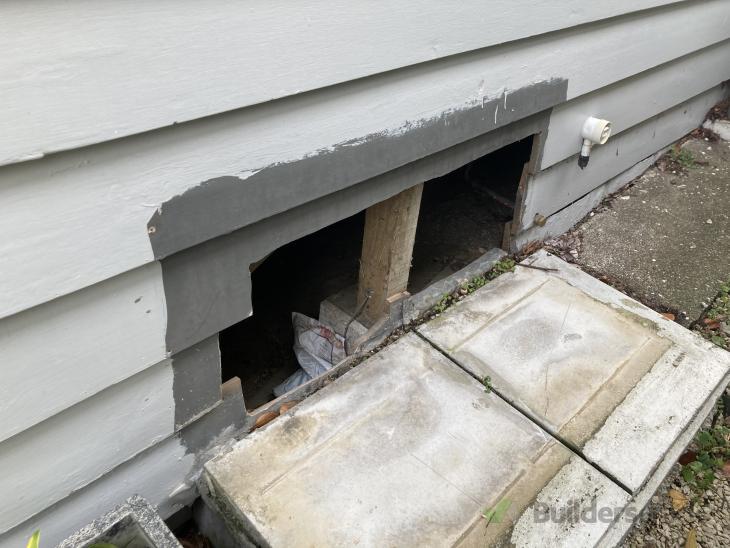 Repair hole in Weatherboard cladding Villa ( 742874) Builderscrack